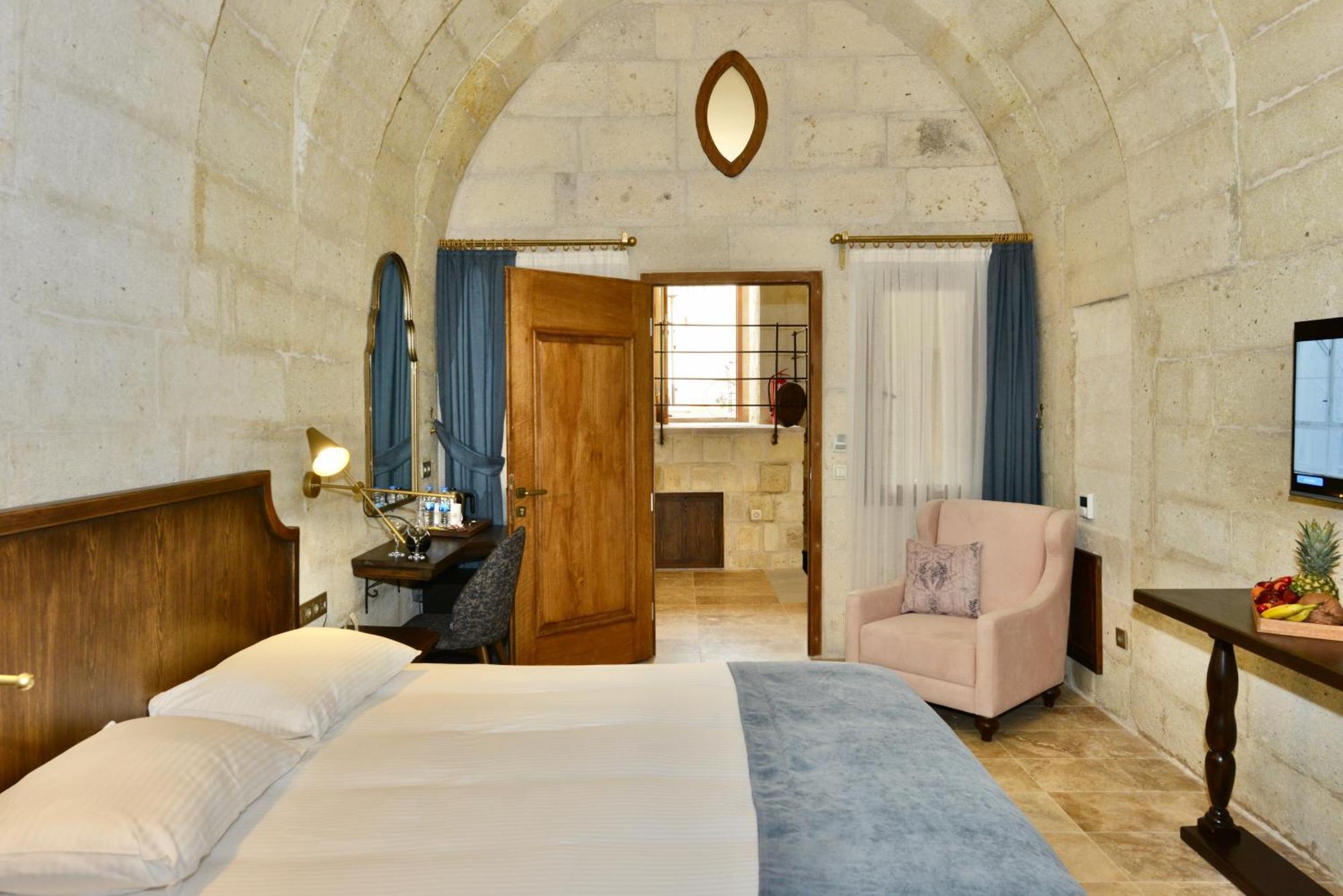 Evanthia Cave Suites Ургуп Номер фото