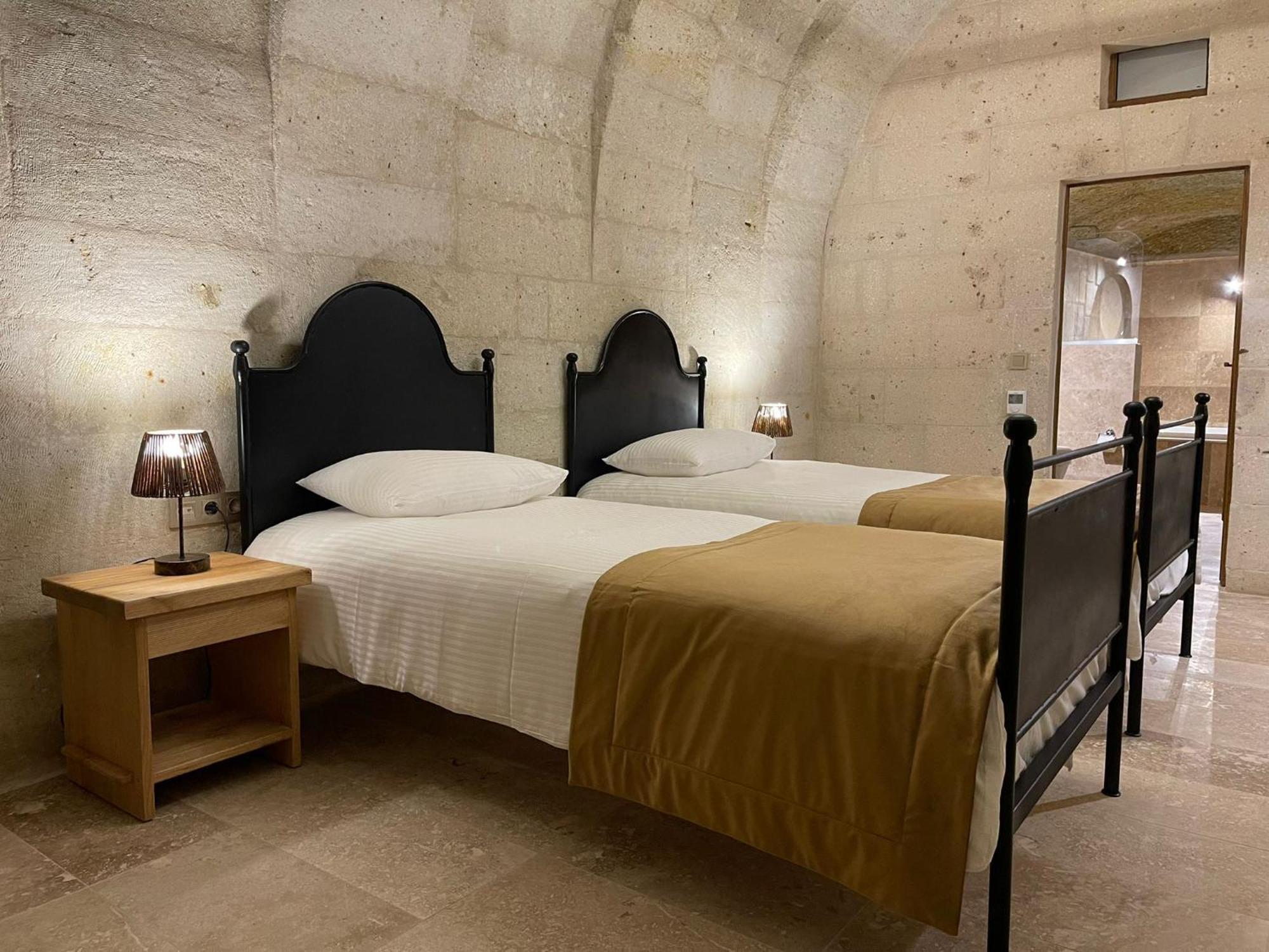 Evanthia Cave Suites Ургуп Номер фото